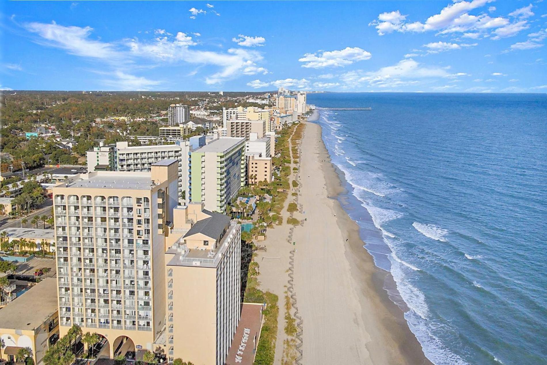Beachfront Oasis At Sea Mist Resort! King Bed! Fully Remodeled!