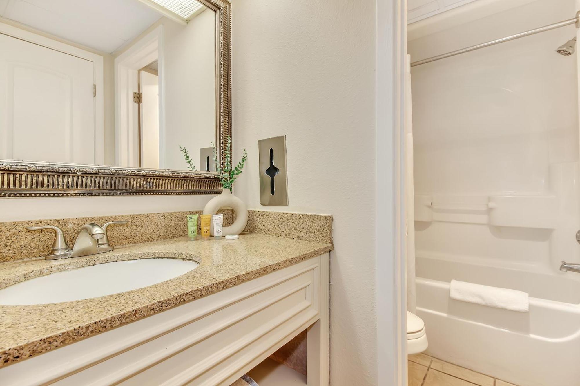 Beautiful & Comfy Oceanfront Suite! Mb 621 *