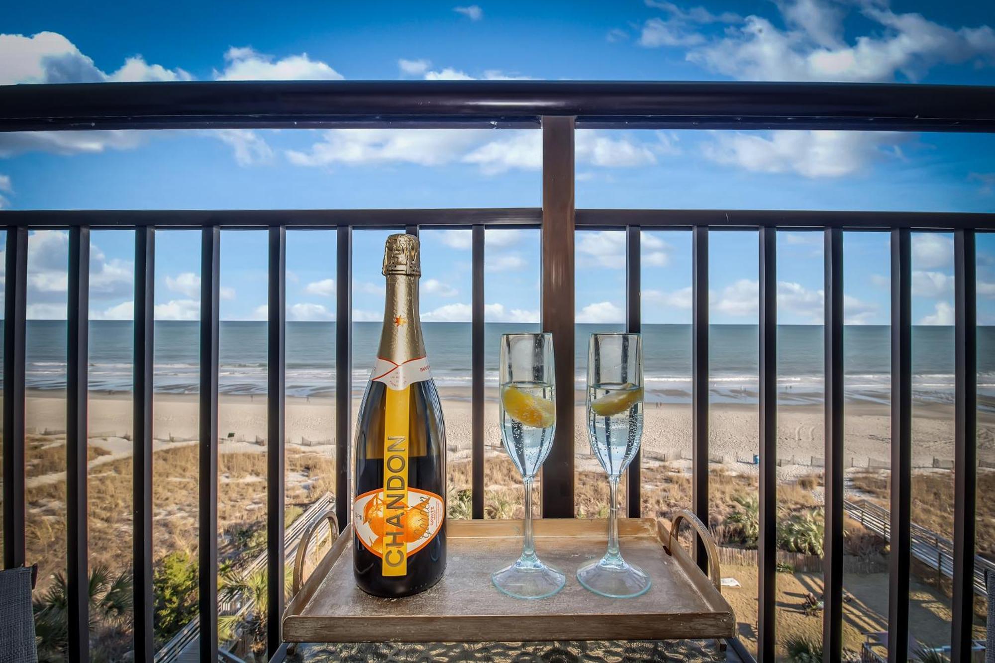 Apartment Beautiful & Comfy Oceanfront Suite! Mb 621 *