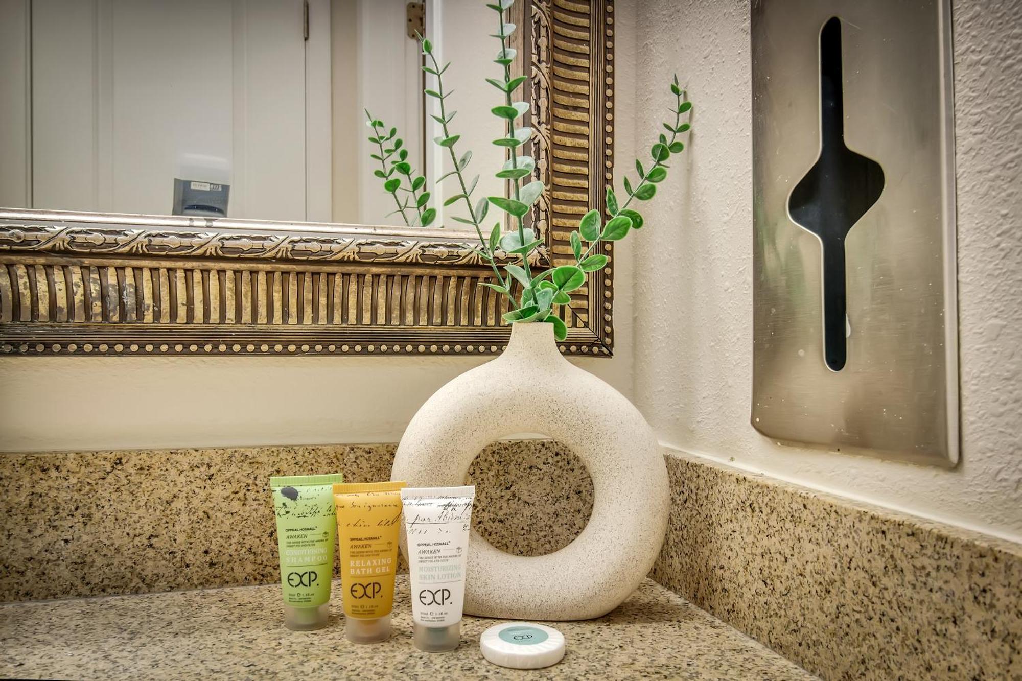 Beautiful & Comfy Oceanfront Suite! Mb 621