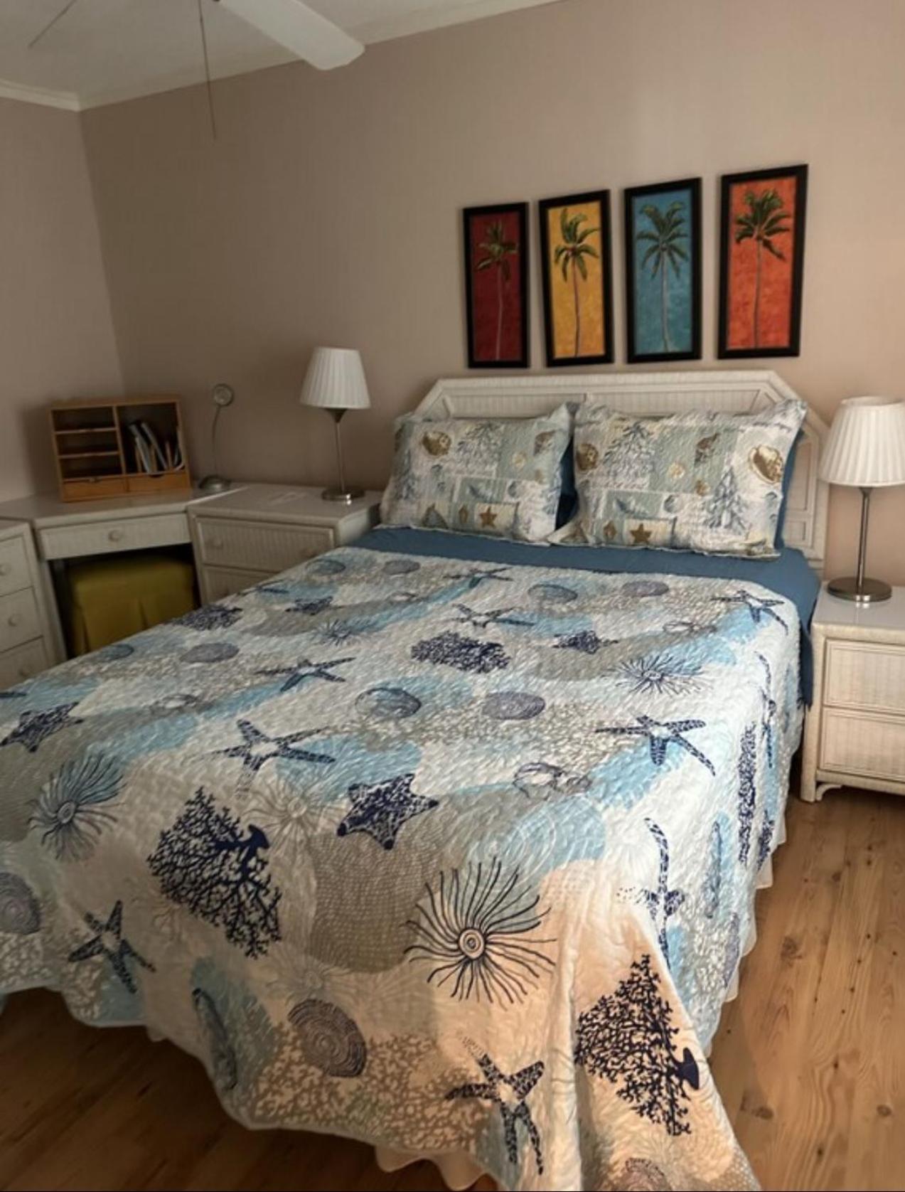Right On Shore Drive Front Apartment *