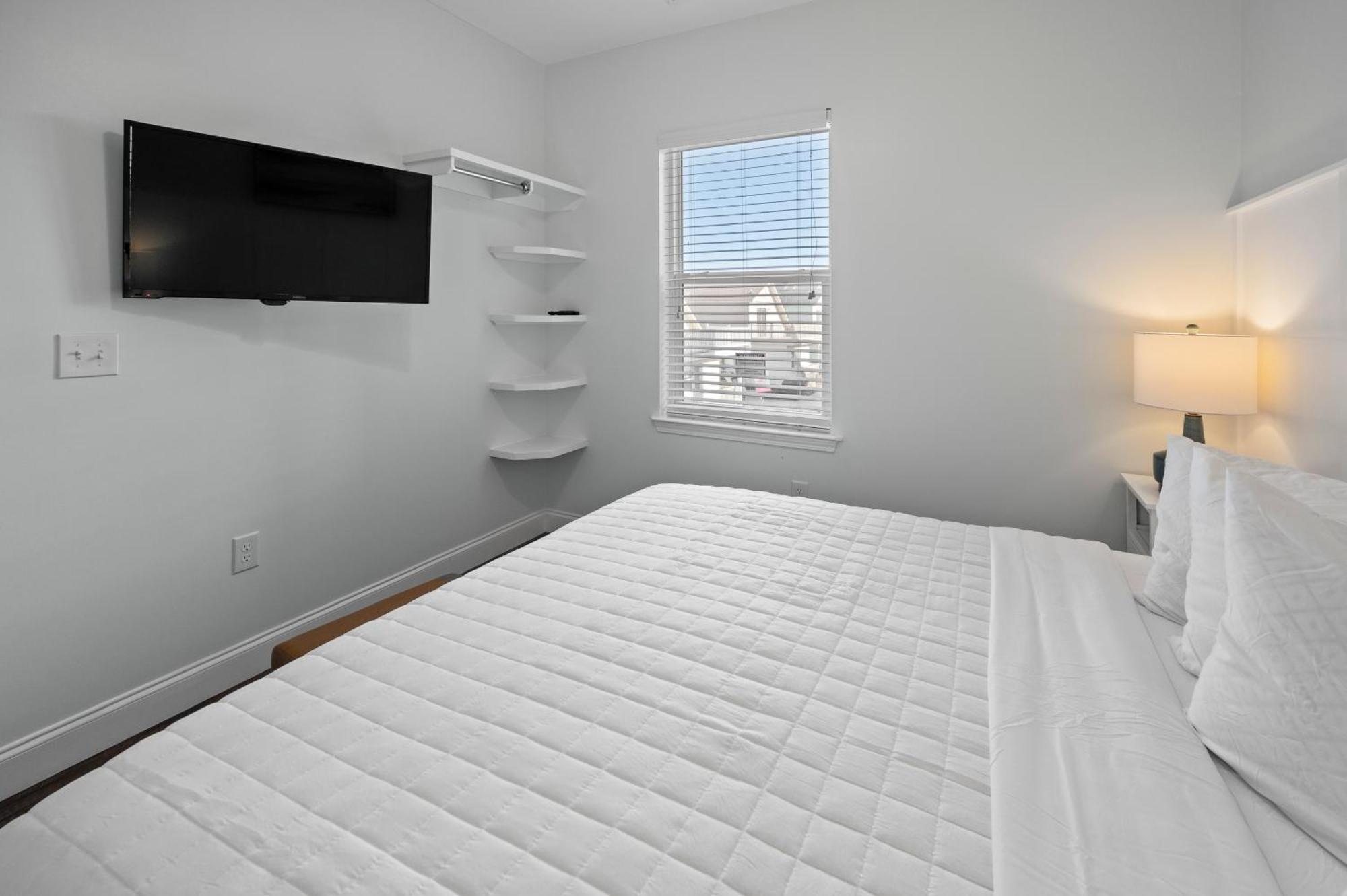 208 Unit B By Together