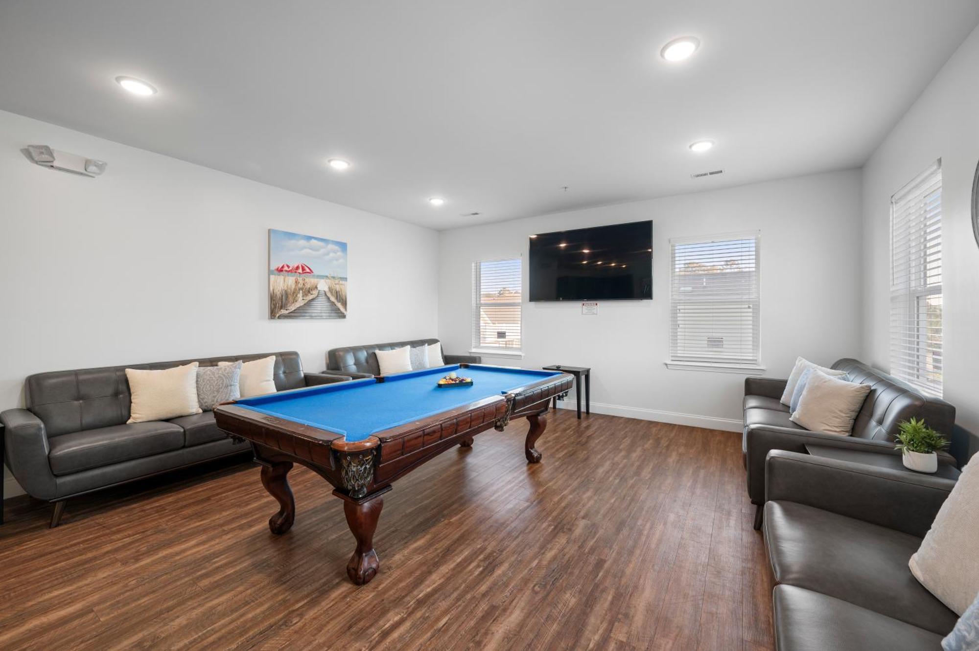 208 Unit B By Together