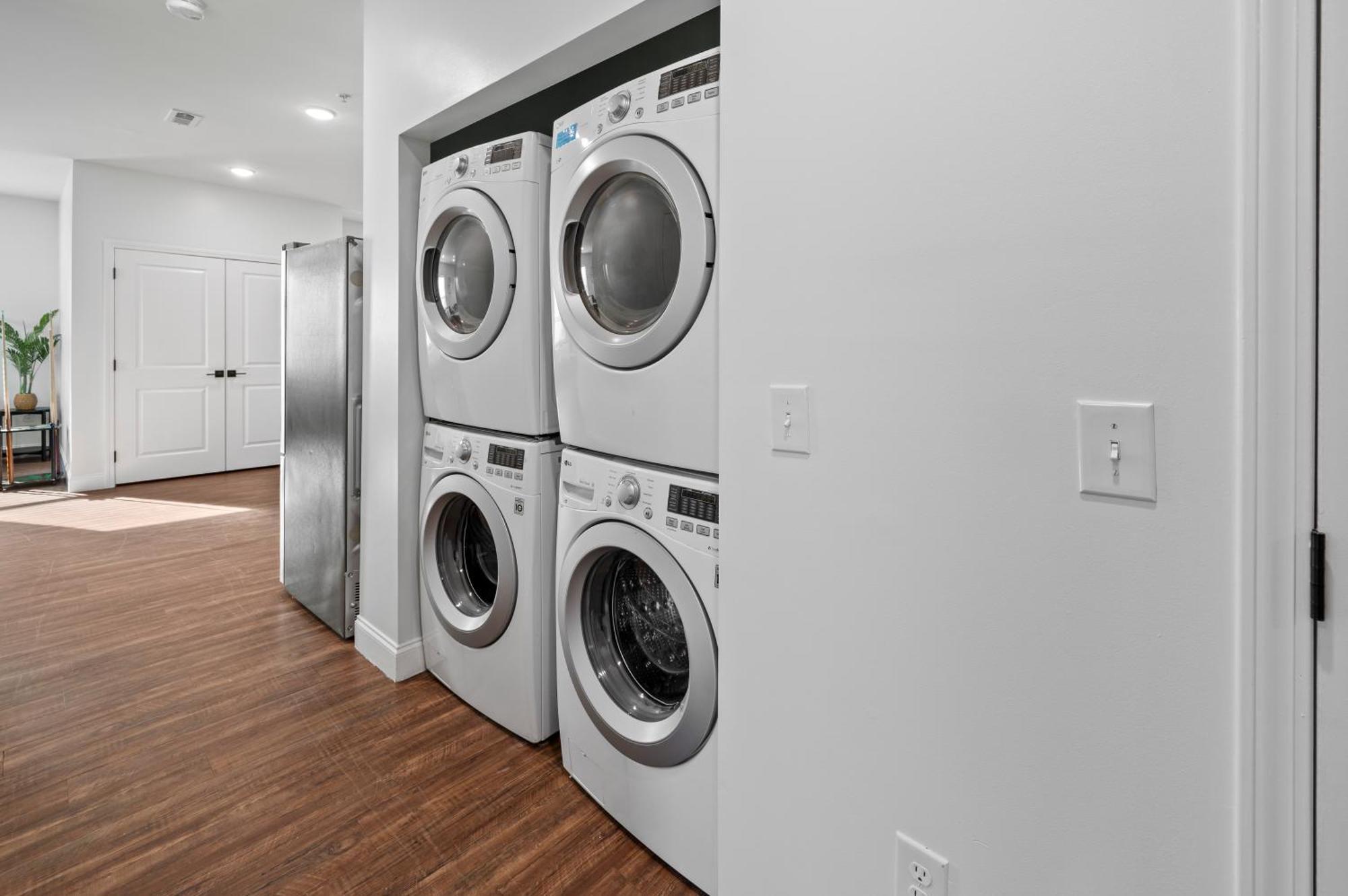 208 Unit B By Together *