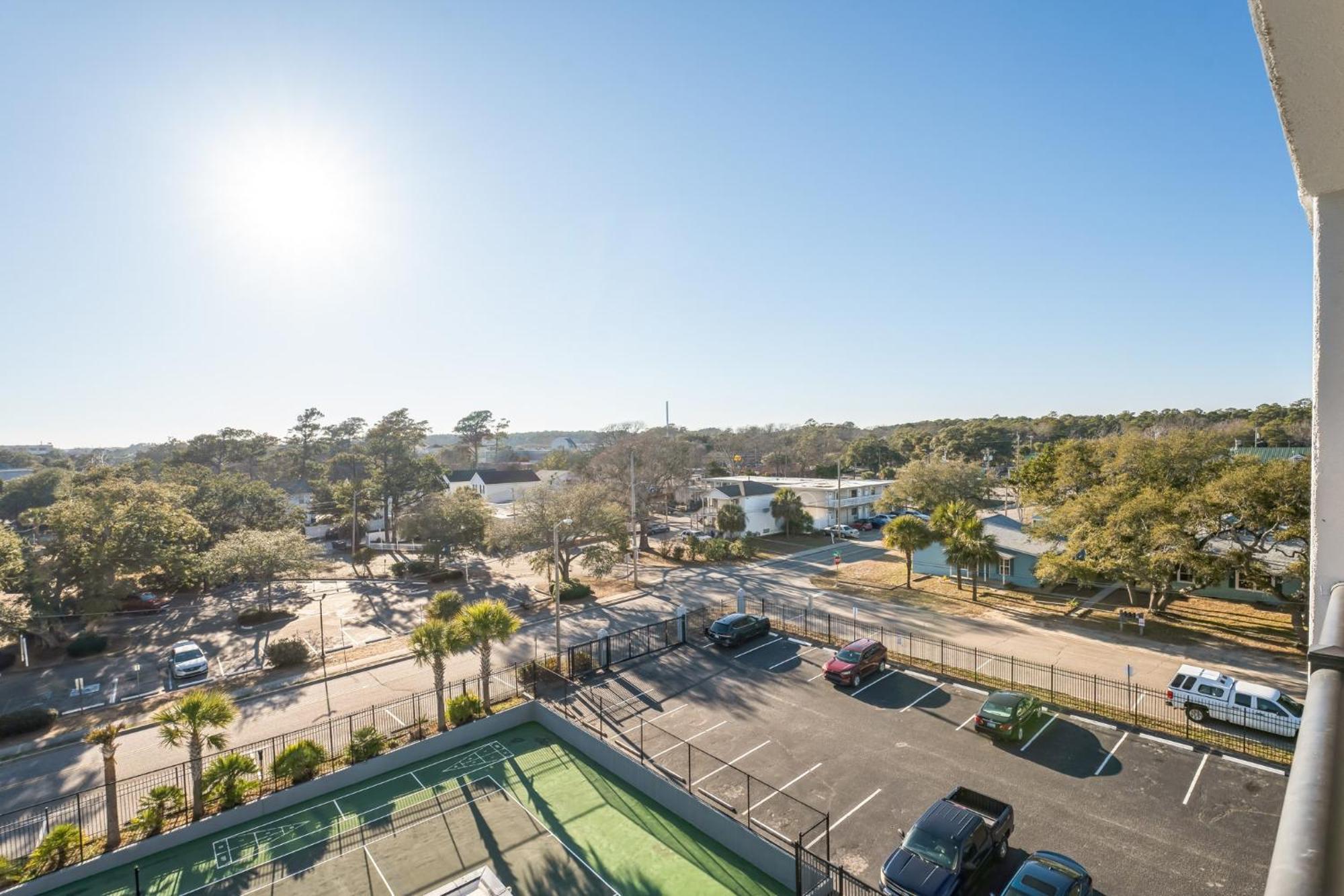 Coastal Retreat - 2br - 4-min Walk To Myrtle Beach