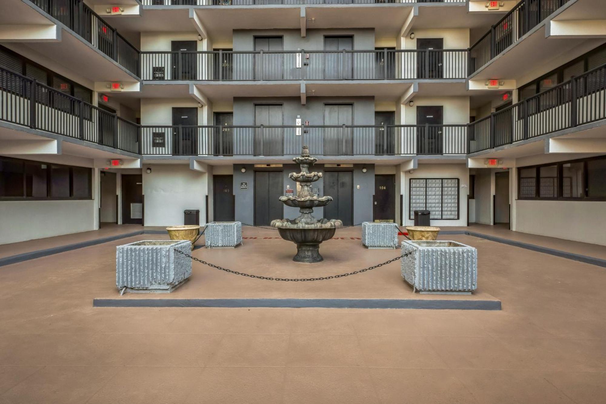 Coastal Retreat - 2br - 4-min Walk To * Myrtle Beach