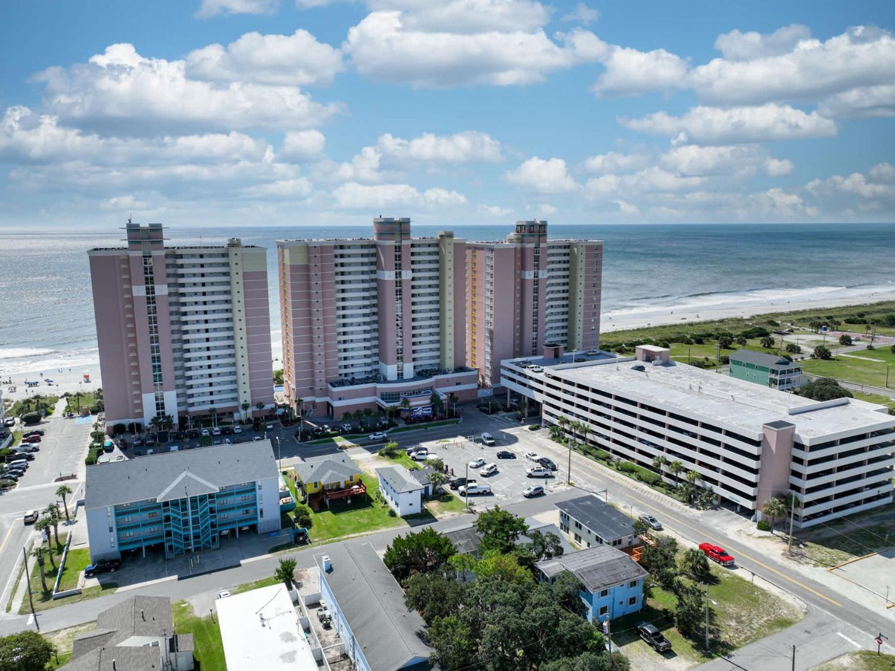 Baywatch 1734 - Oceanfront Apartment *