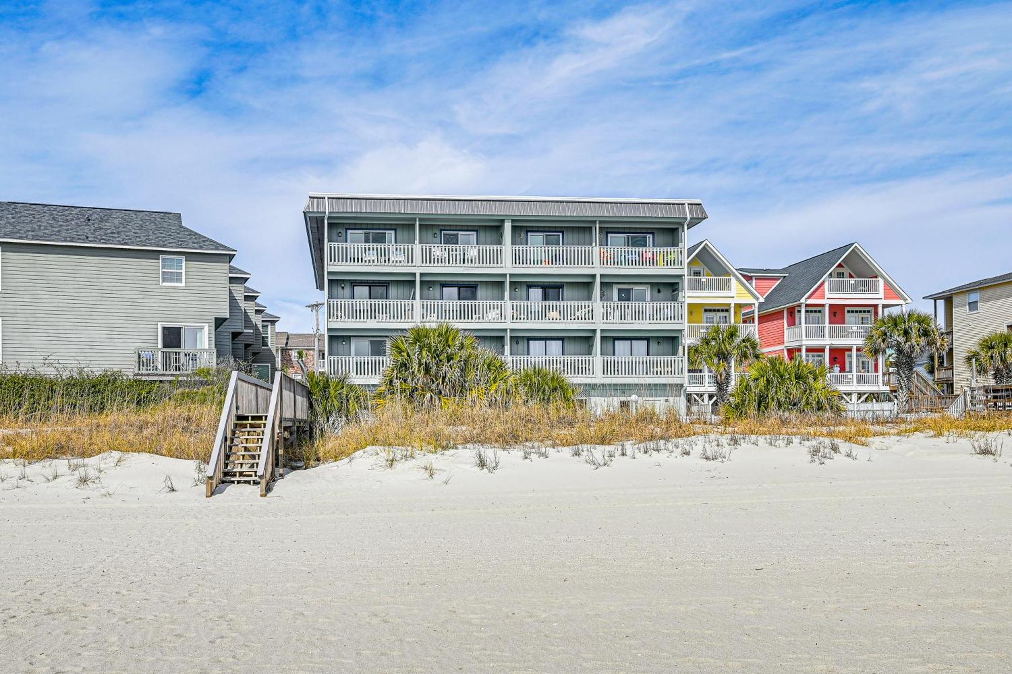 Apartment On-the-beach Escape Oceanfront In Surfside! *