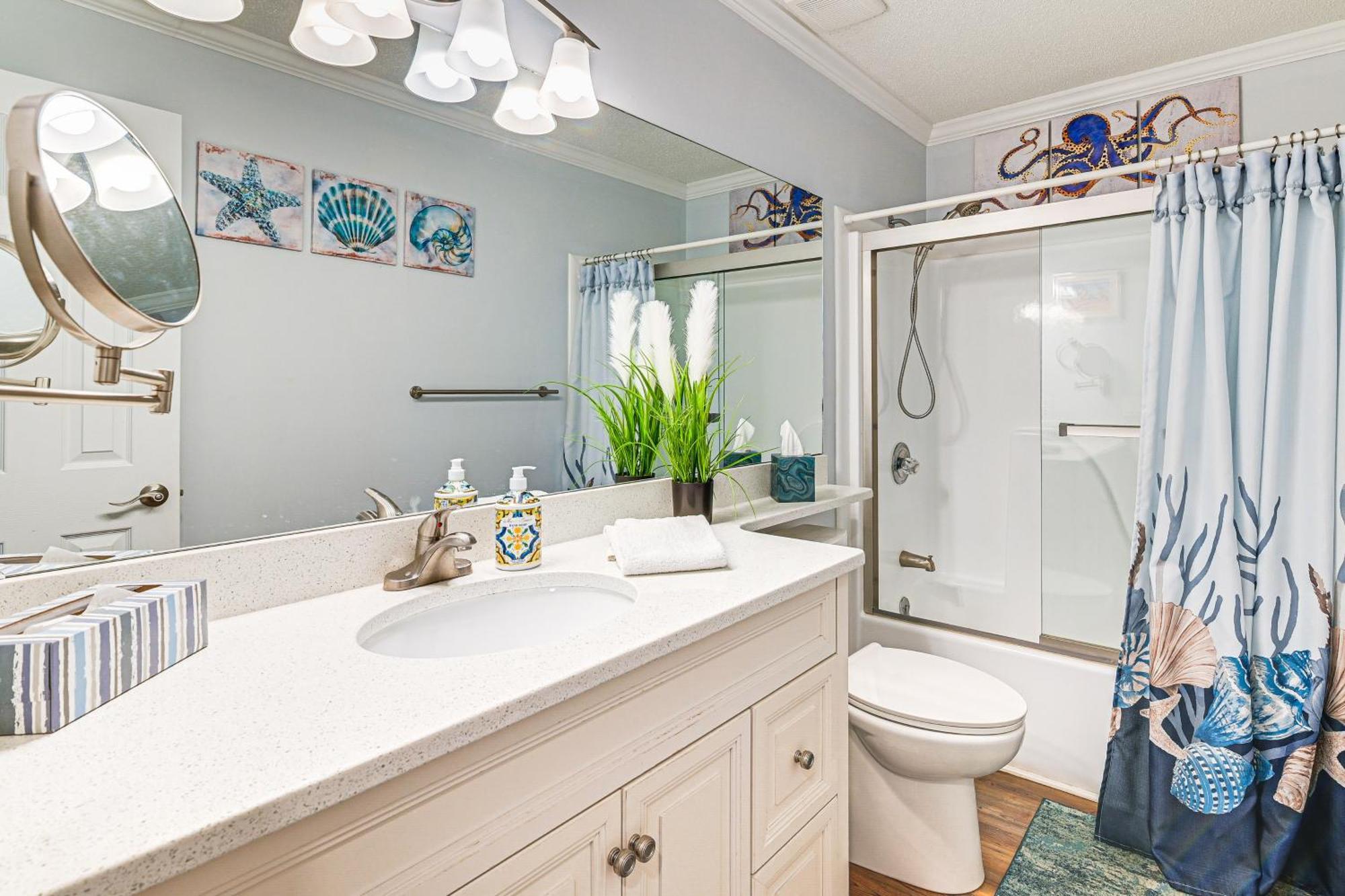 On-the-beach Escape Oceanfront In Surfside! * Myrtle Beach