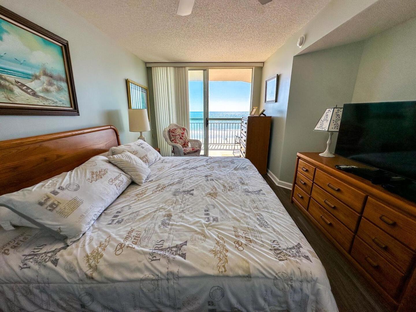 Apartment North Shore 502