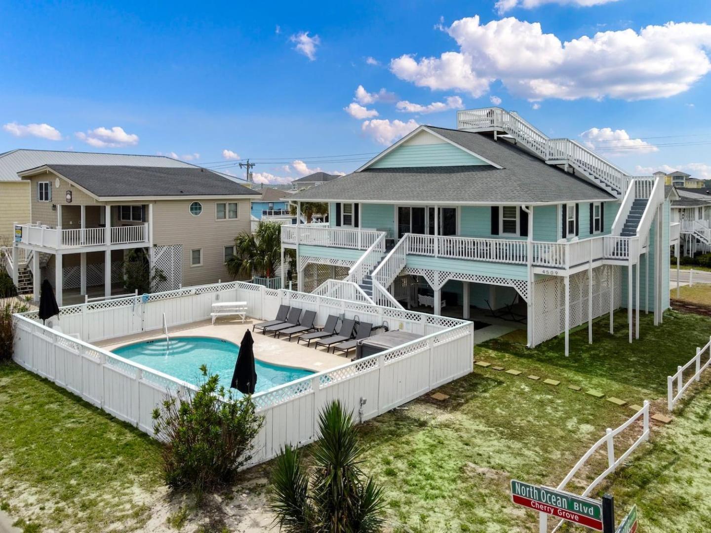 Renovated House Views 2 Min Walk Holiday home Myrtle Beach