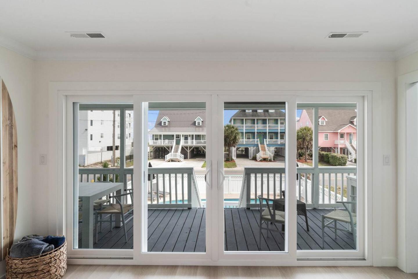 Holiday home Renovated House Views 2 Min Walk Myrtle Beach