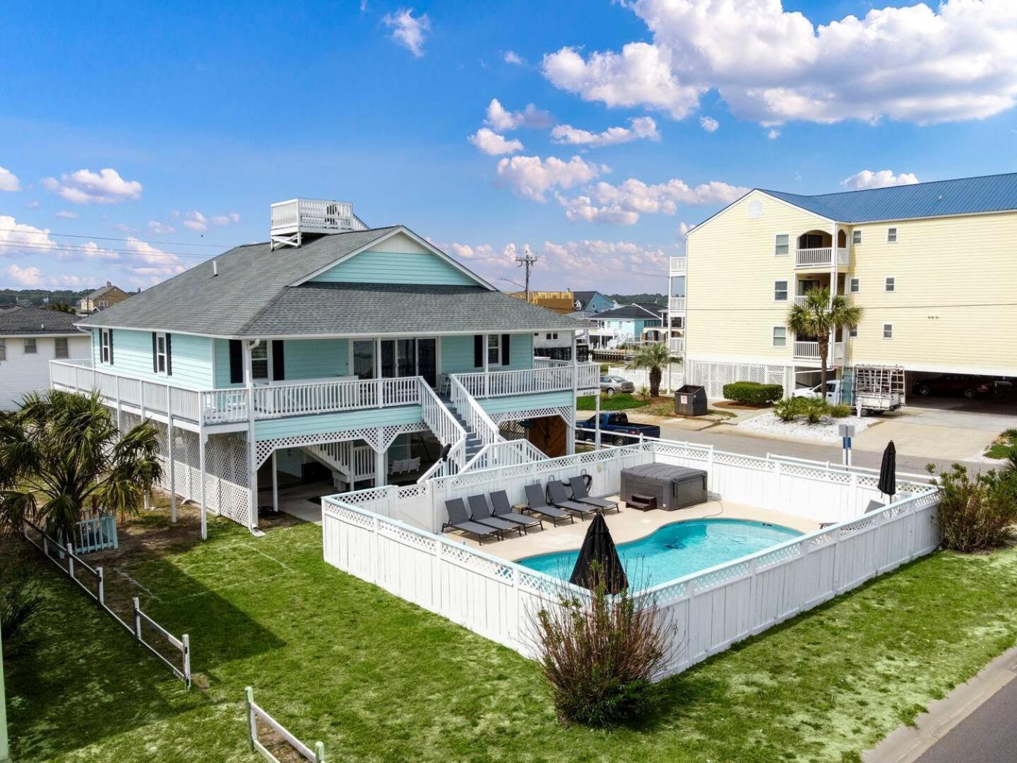 Renovated House Views 2 Min Walk Holiday home Myrtle Beach