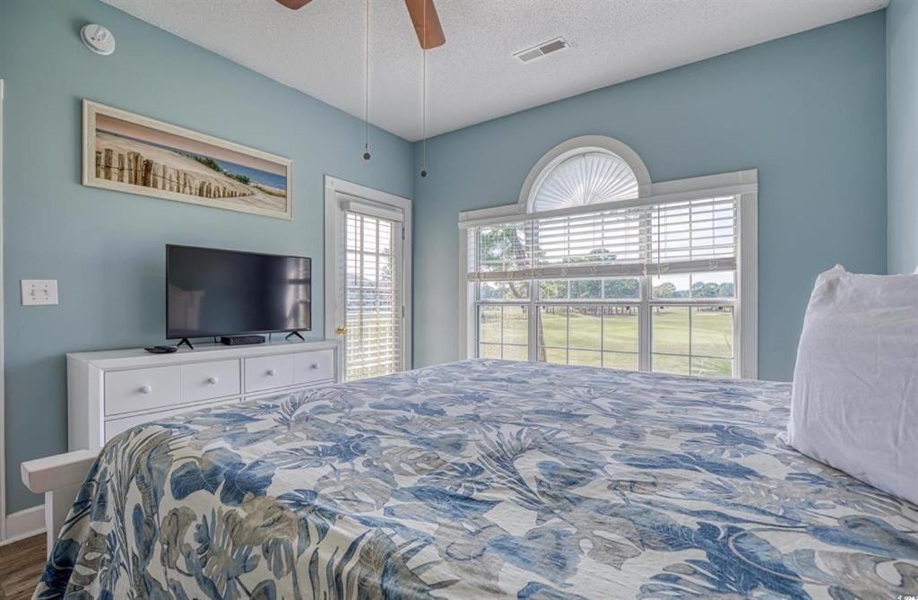 Spacious 2 Bedroom With Golf Course Views! Magnolia Place 202 * Myrtle Beach
