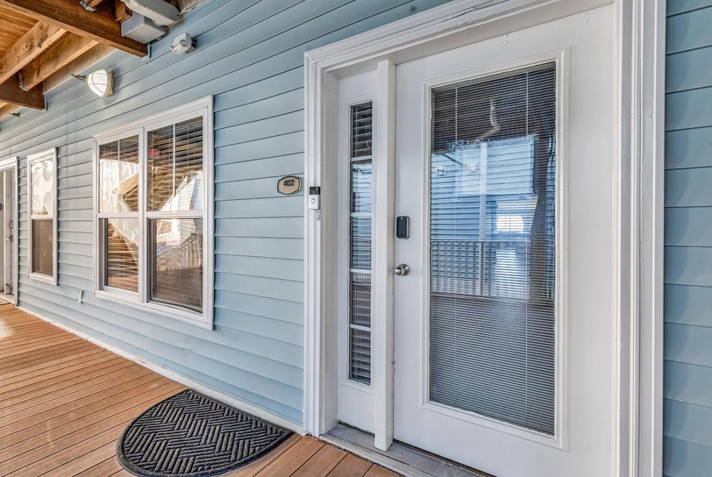 Luxurious 7br Oceanfront Apartment