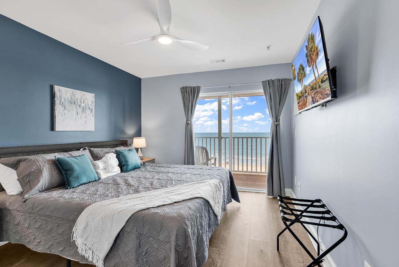 Apartment Luxurious 7br Oceanfront Myrtle Beach