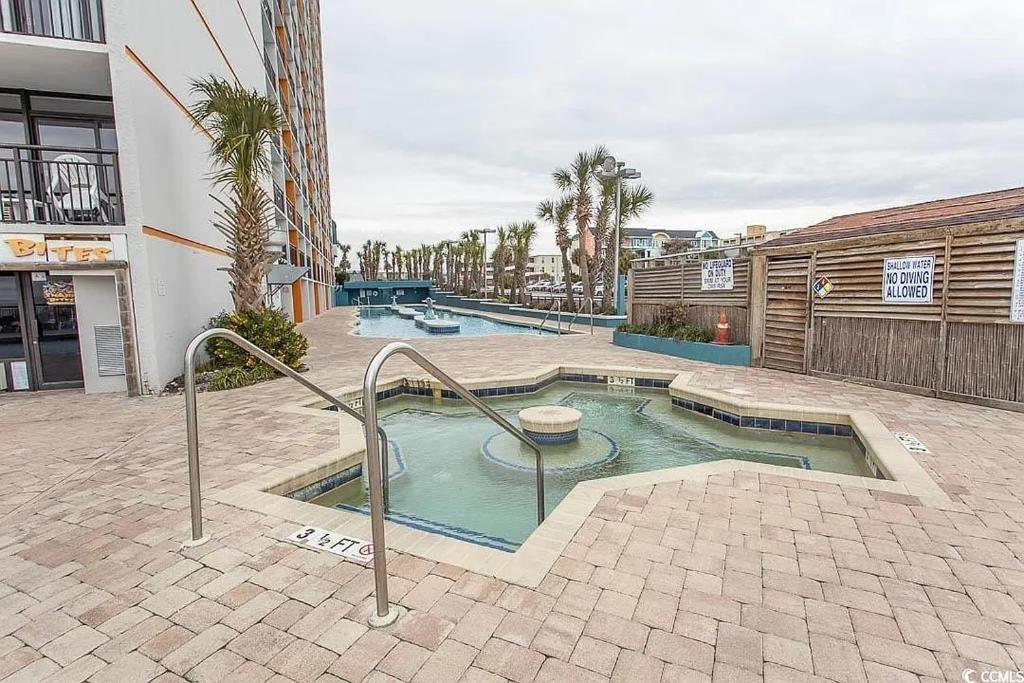 Ocean Front King Myrtle Heated Pools Landmark Apartment *