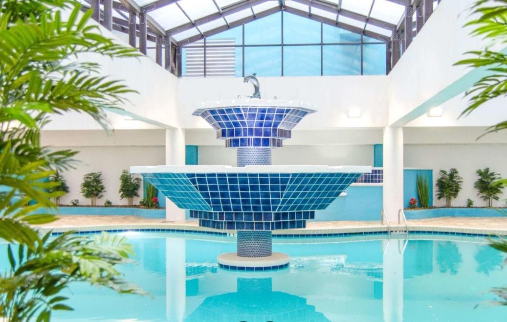 Ocean Front King Myrtle Heated Pools Landmark Apartment