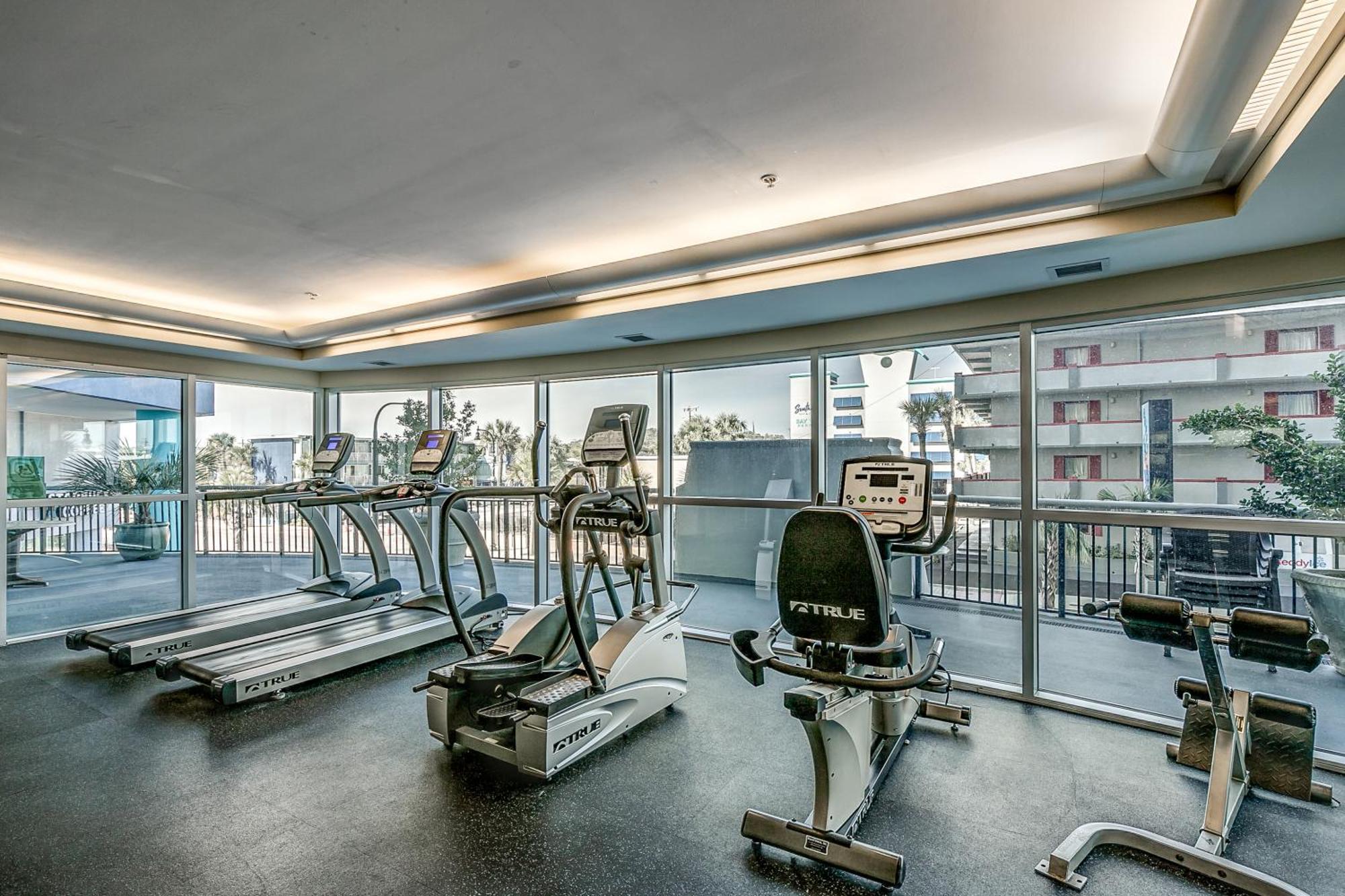 Watch Sunrise From Your Bed In The On Bv 15th Floor *