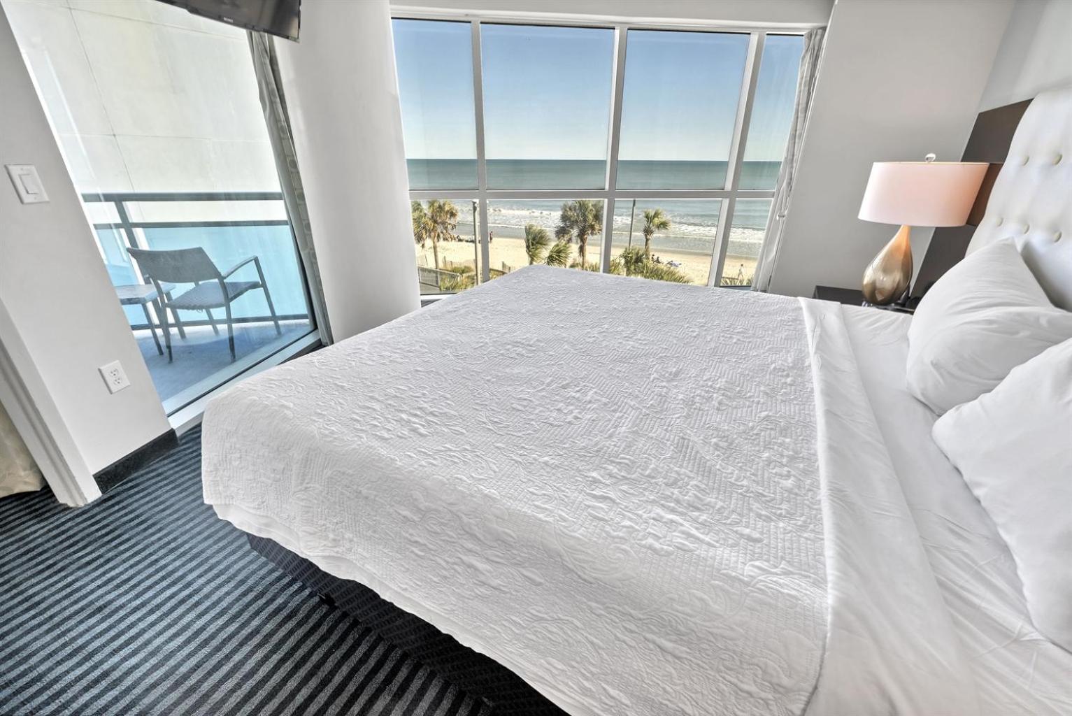 Oceanfront Myrtle Beach 2-Br Condo With Hot Tubs Myrtle Beach