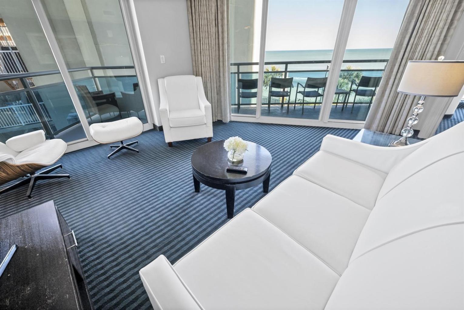 Oceanfront Myrtle Beach 2-Br Condo With Hot Tubs Aparthotel