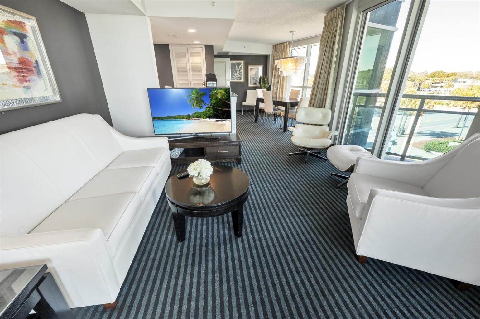 Aparthotel Oceanfront Myrtle Beach 2-Br Condo With Hot Tubs