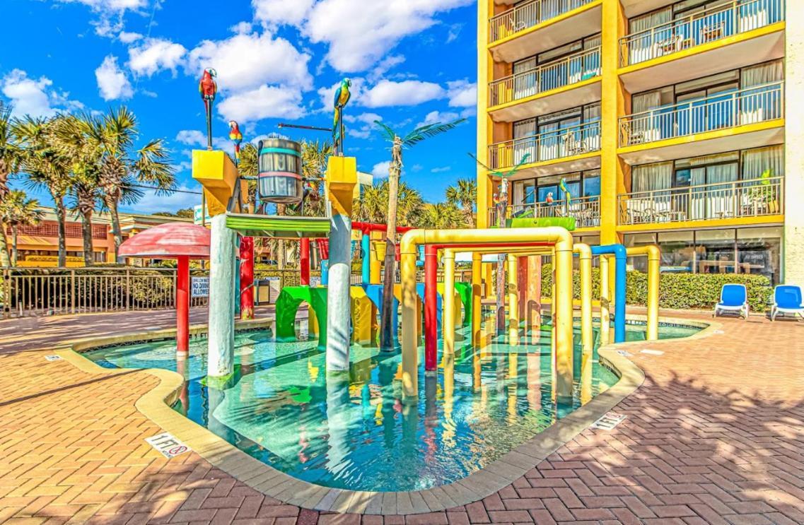 Oceanfront Caravelle 1512 And1513! Sleeps 8! Private Entrances! Holiday home *