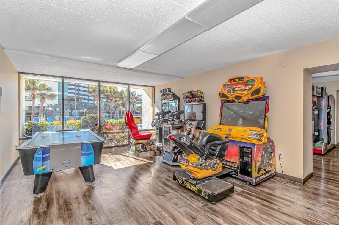 Oceanfront Caravelle 1512 And1513! Sleeps 8! Private Entrances! * Myrtle Beach