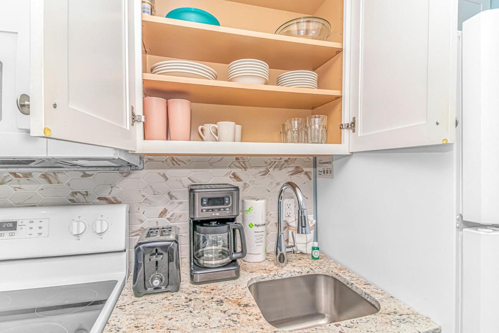 Oceanfront Caravelle 1512 And1513! Sleeps 8! Private Entrances! * Myrtle Beach