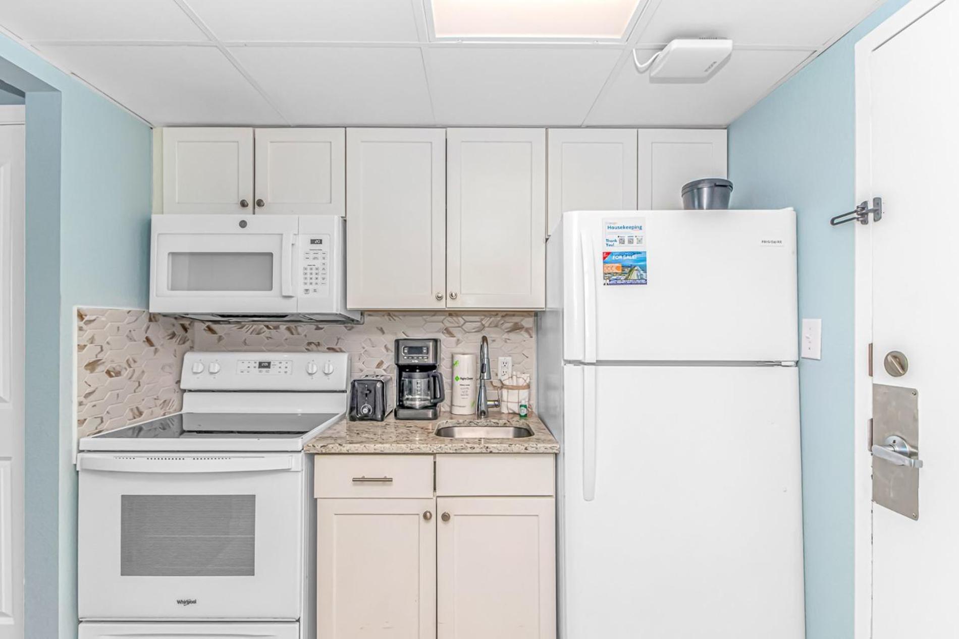 Holiday home Oceanfront Caravelle 1512 And1513! Sleeps 8! Private Entrances!