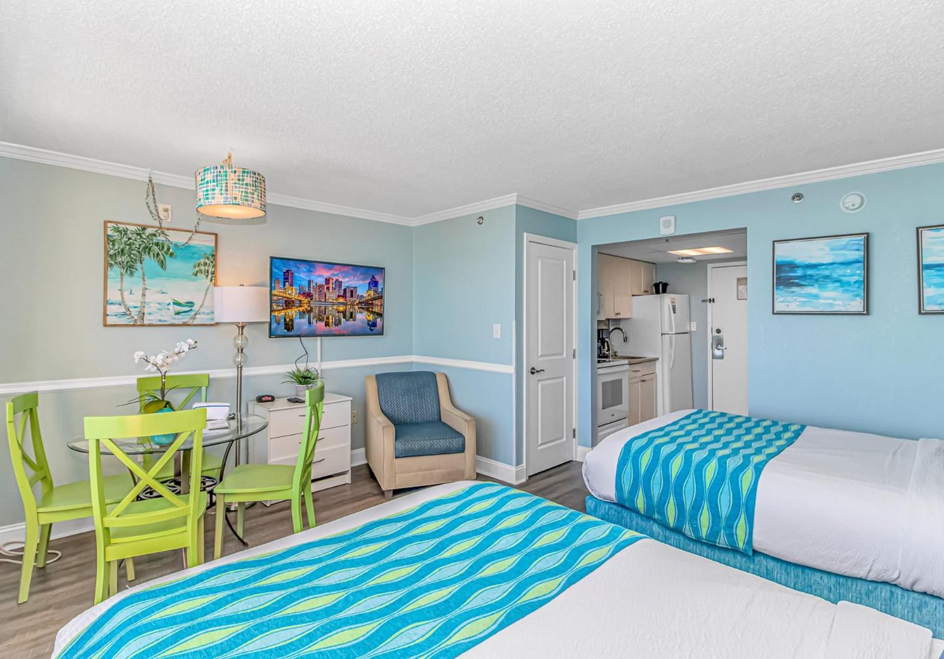 Oceanfront Caravelle 1512 And1513! Sleeps 8! Private Entrances!