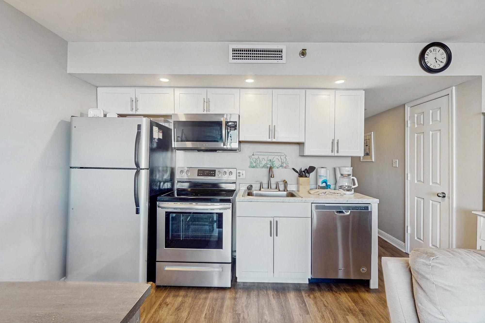Ocean Forest Plaza 1213 Apartment