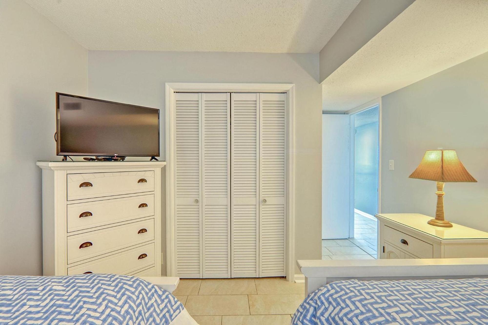 Ocsh105 Ocean Shores Oceanfront 3br/2b Condo, Private Balcony *