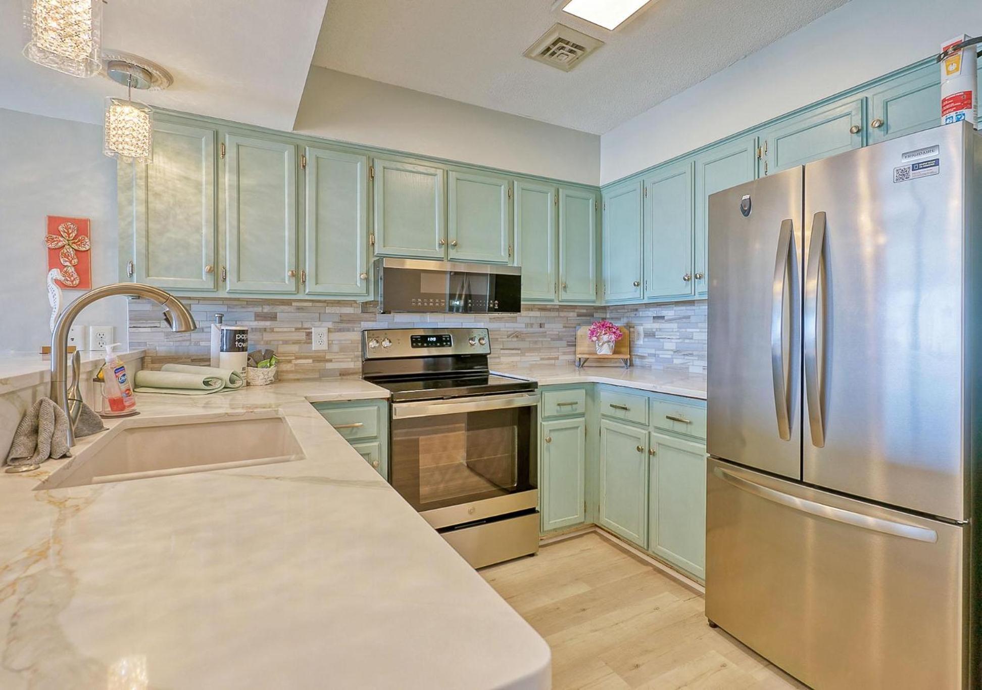 Ocsh105 Ocean Shores Oceanfront 3br/2b Condo, Private Balcony Myrtle Beach