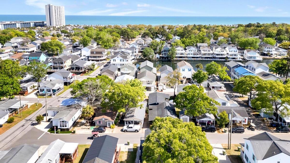 Priceless Paradise - Ocean Lakes, Myrtle Holiday home