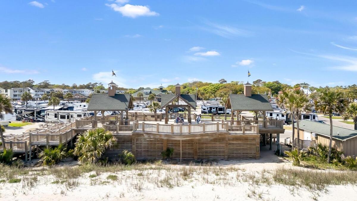Priceless Paradise - Ocean Lakes, Myrtle *