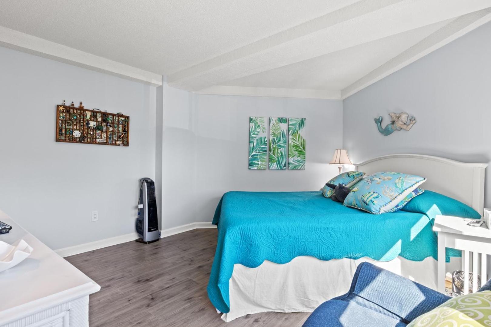 Carol Bay 403 Apartment