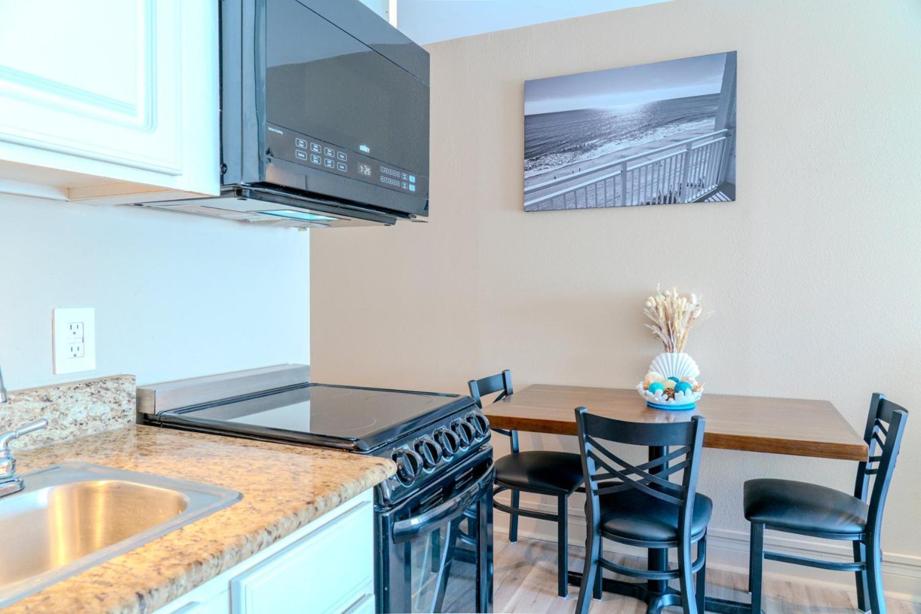 Holiday home Beautiful Ocean Front Double Queen - Sea Mist 20905 - Perfect For 2-4 Guests! Myrtle Beach