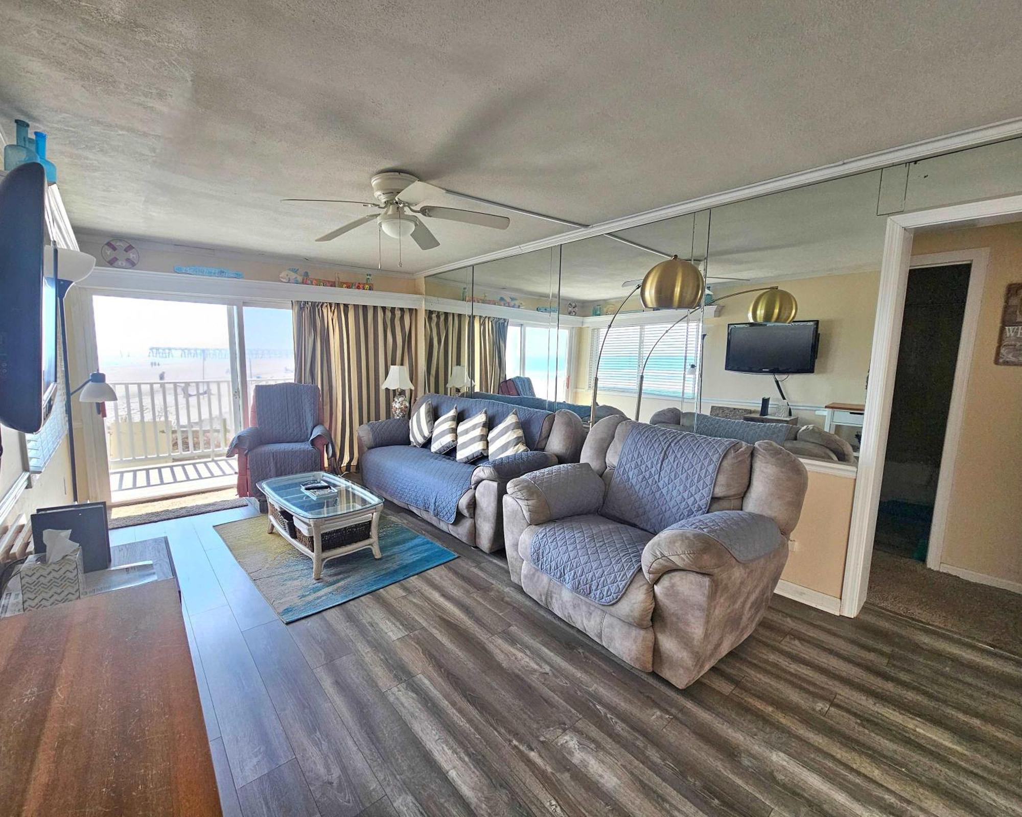 Ocean View Villas- First Floor Ocean Front *