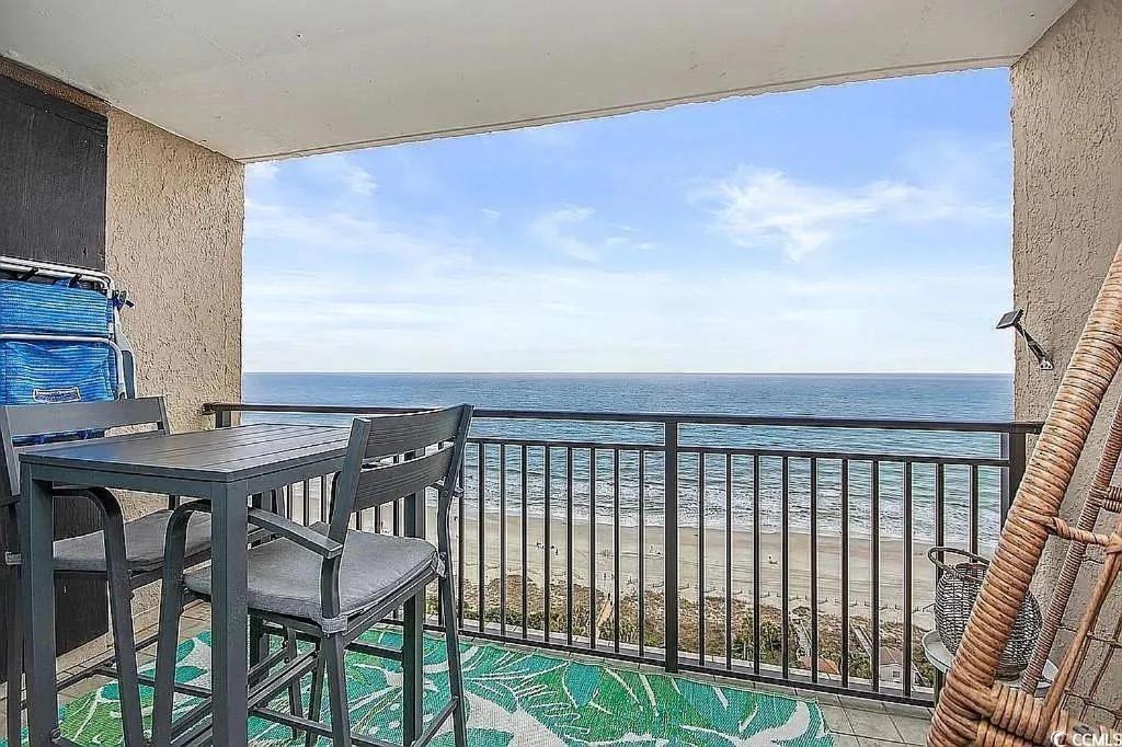 Aparthotel Coastal Comfort Your Perfect Beachfront Getaway Myrtle Beach