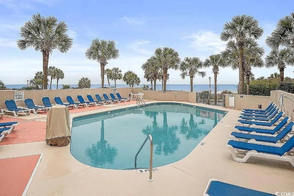 Aparthotel Coastal Comfort Your Perfect Beachfront Getaway *