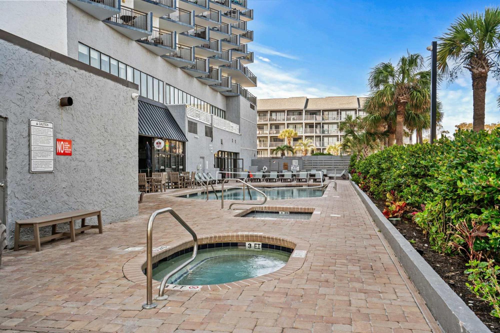Bluewater 916 - Oceanview Holiday home