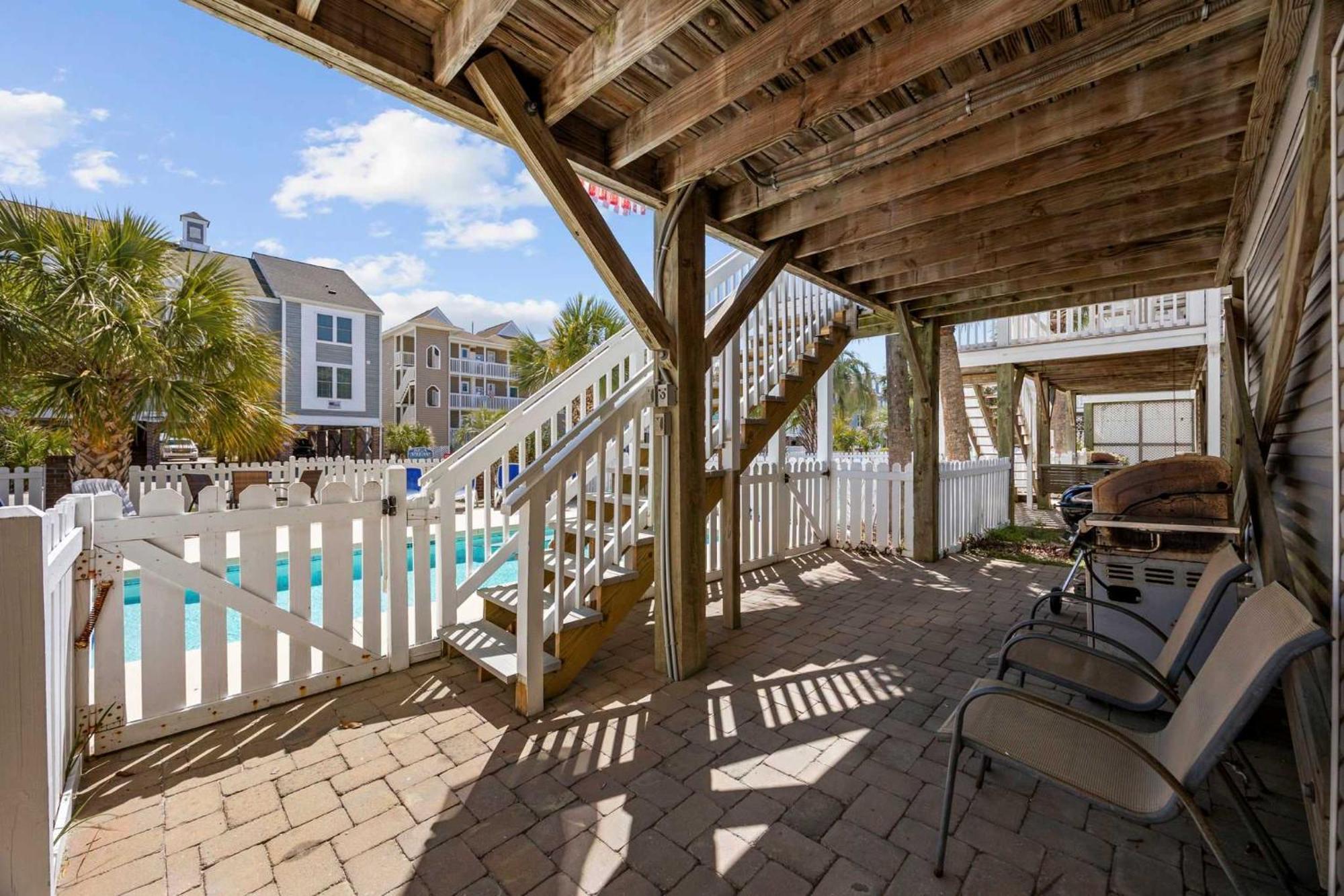 Holiday home Sea Breeze Getaway-2nd Row In Surfside Myrtle Beach
