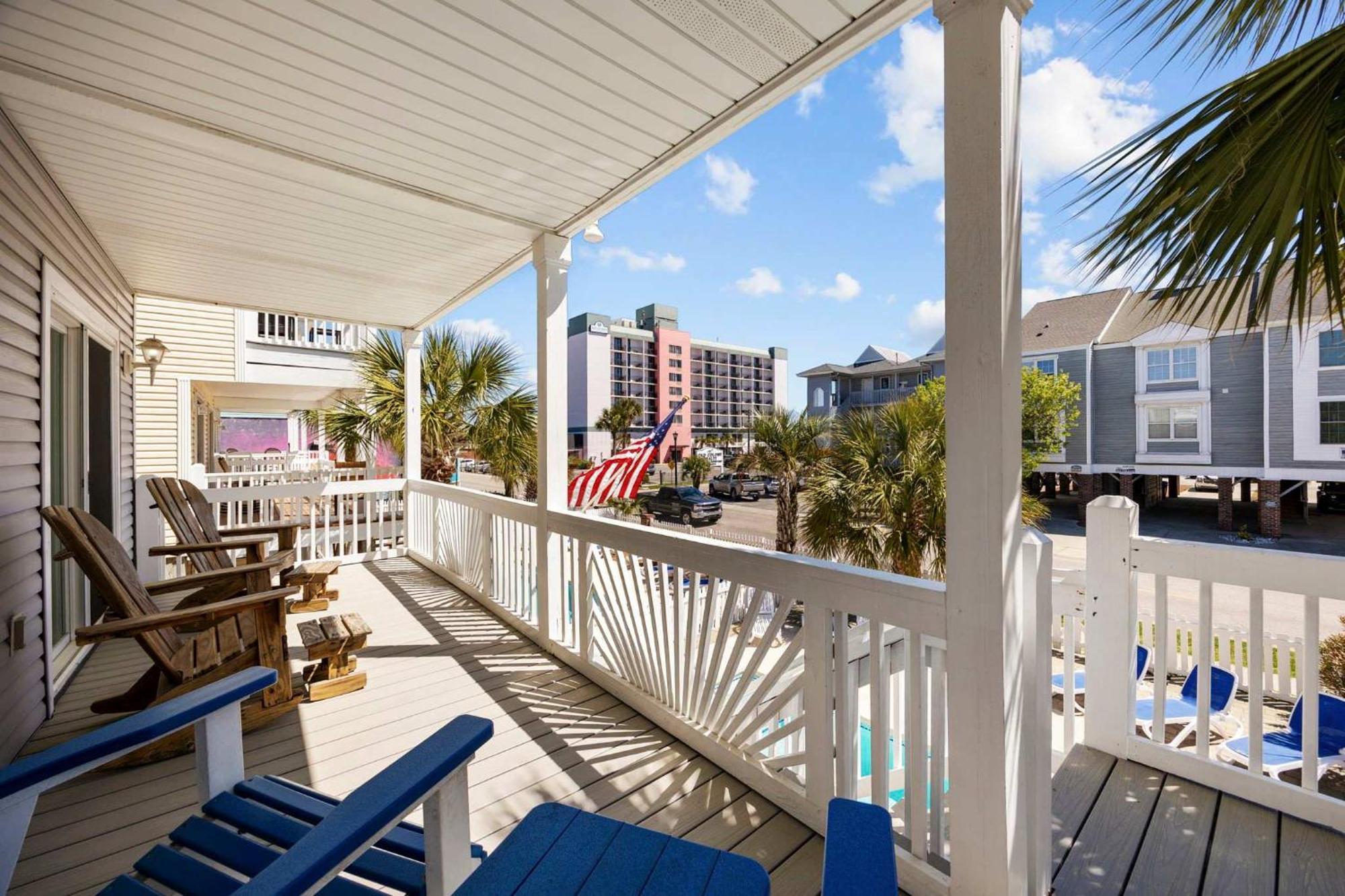 Sea Breeze Getaway-2nd Row In Surfside Holiday home Myrtle Beach