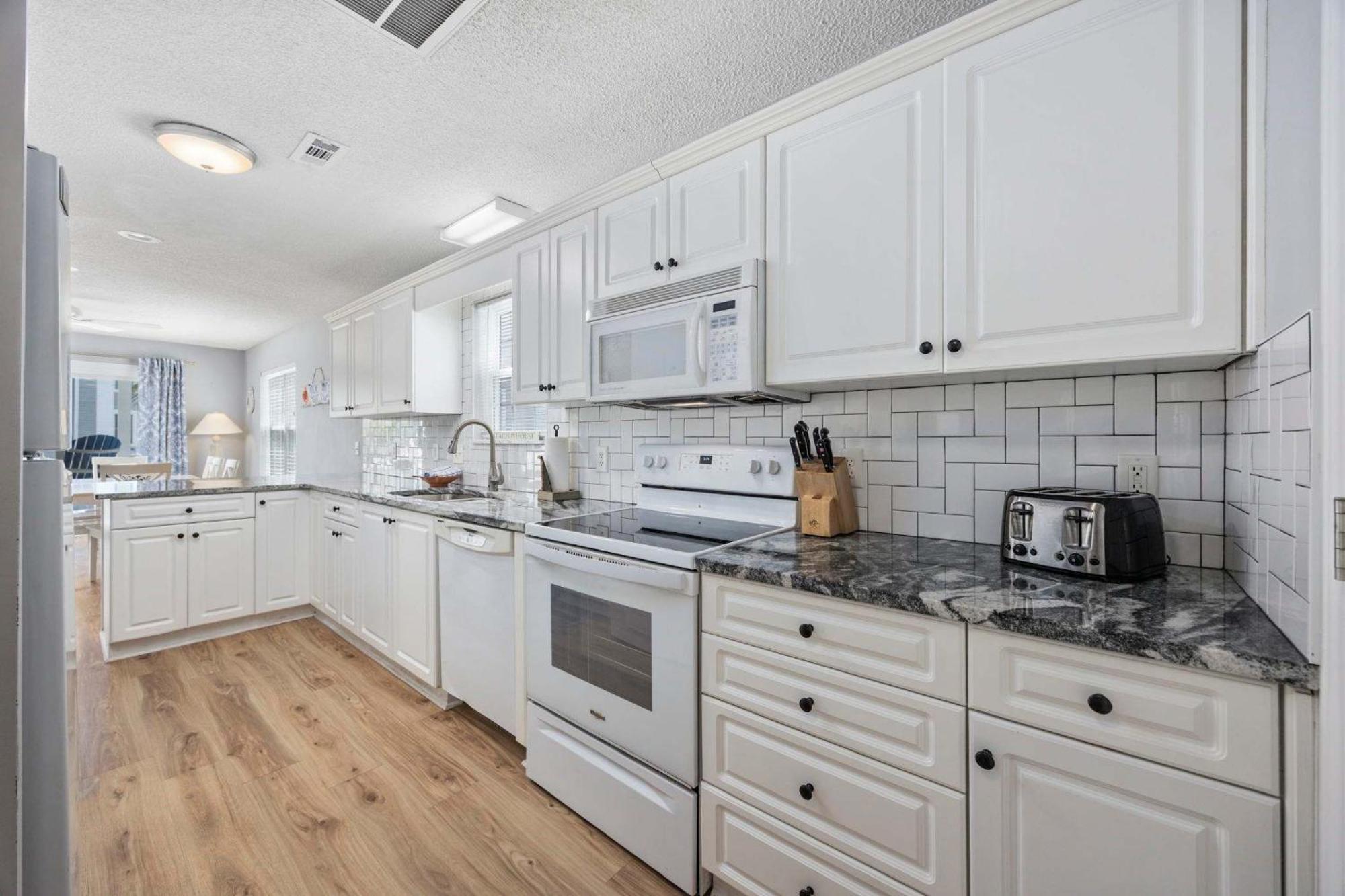Holiday home Sea Breeze Getaway-2nd Row In Surfside