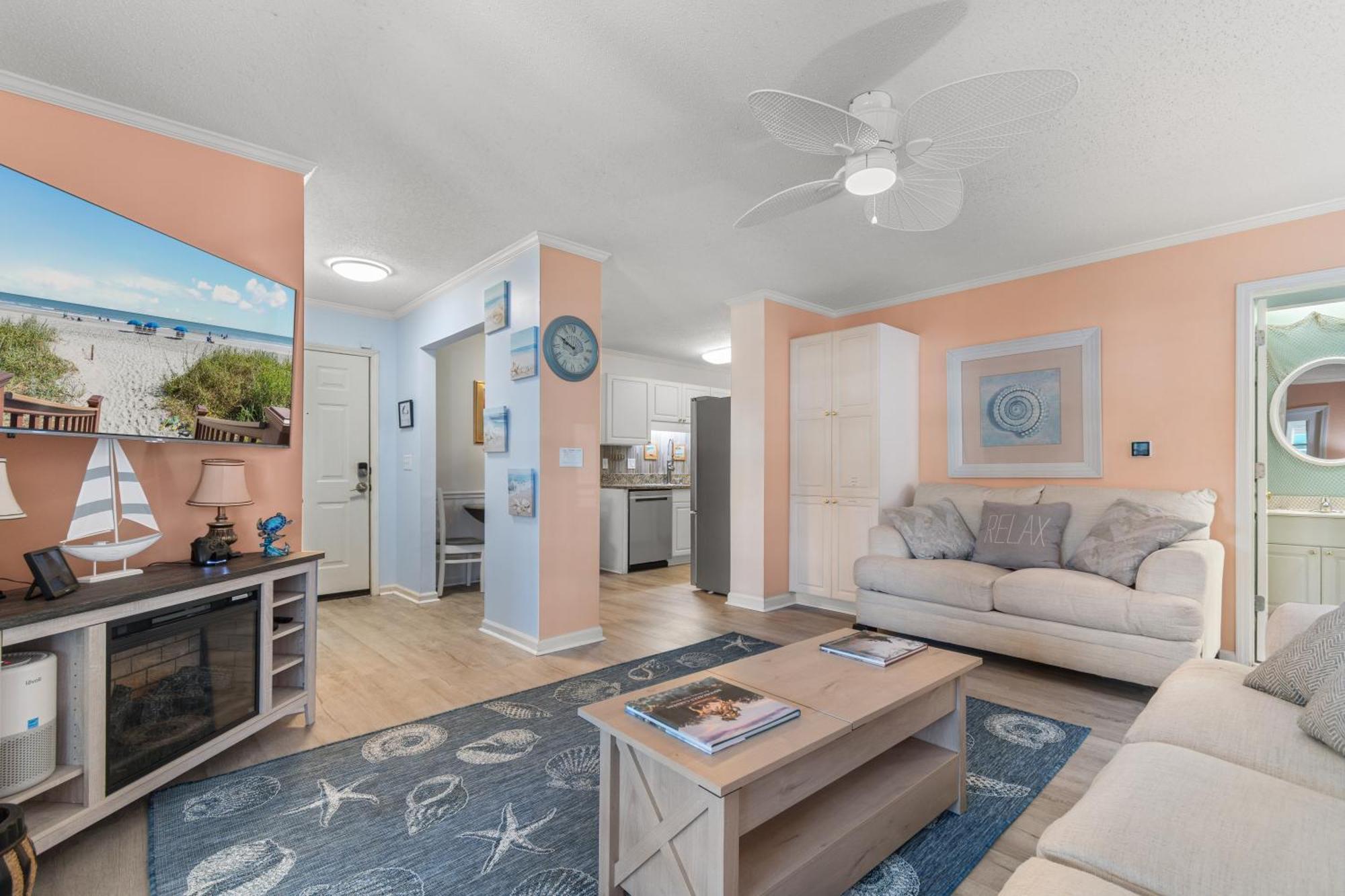 Charming In Savannah Shores- No Stairs! Close To Beach! Apartment *