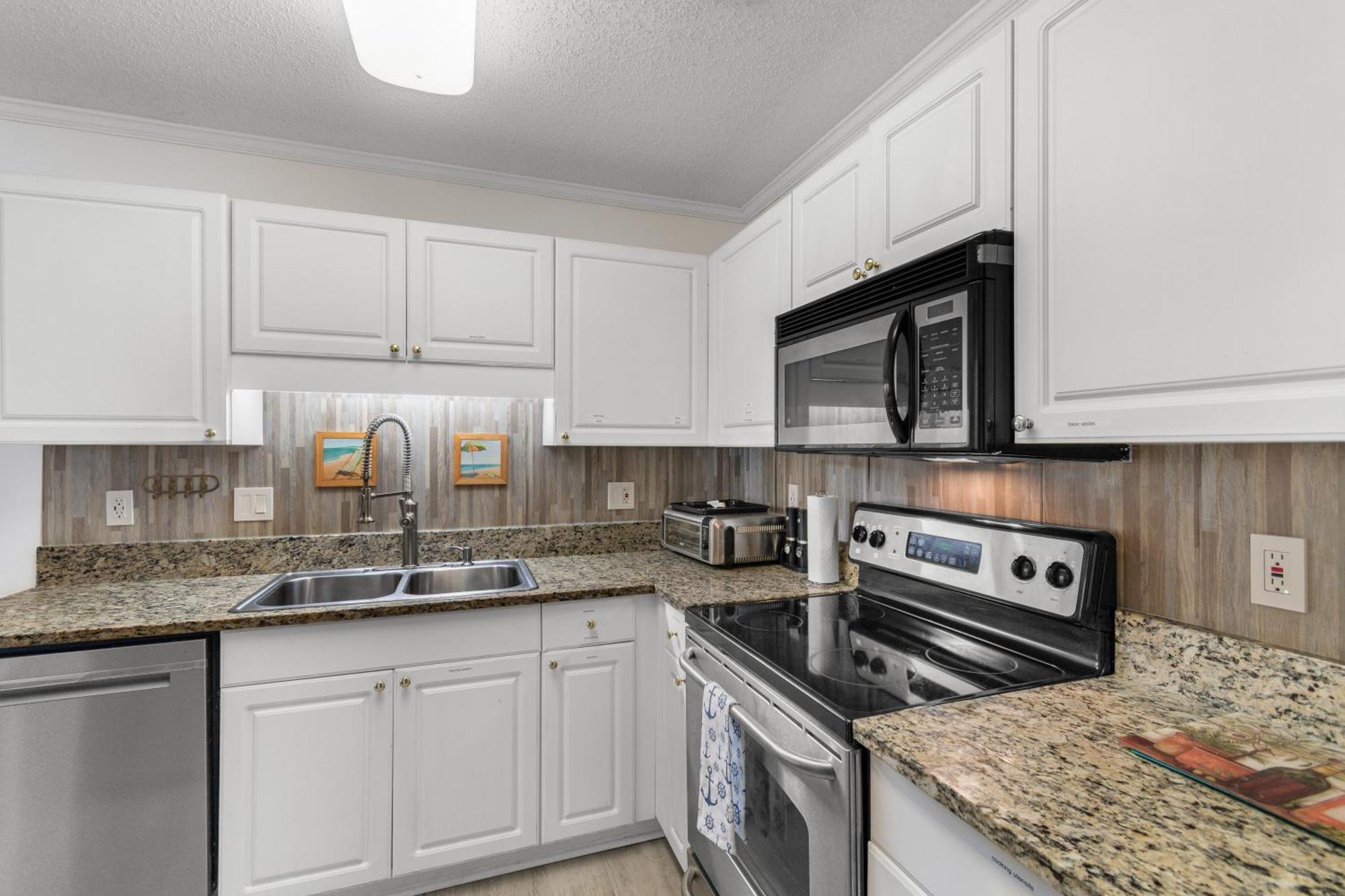 Charming In Savannah Shores- No Stairs! Close To Beach! Myrtle Beach