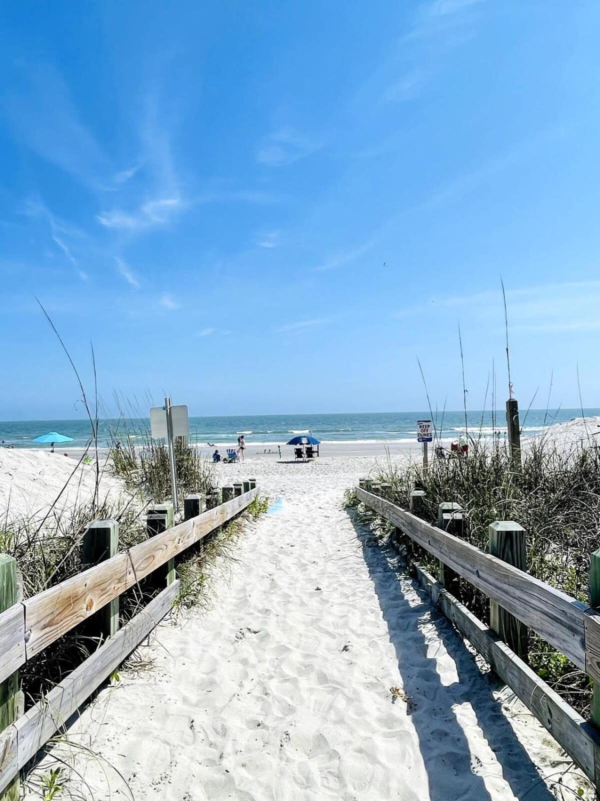 The Location Wonderful Ocean View 7br Pool Apartment *