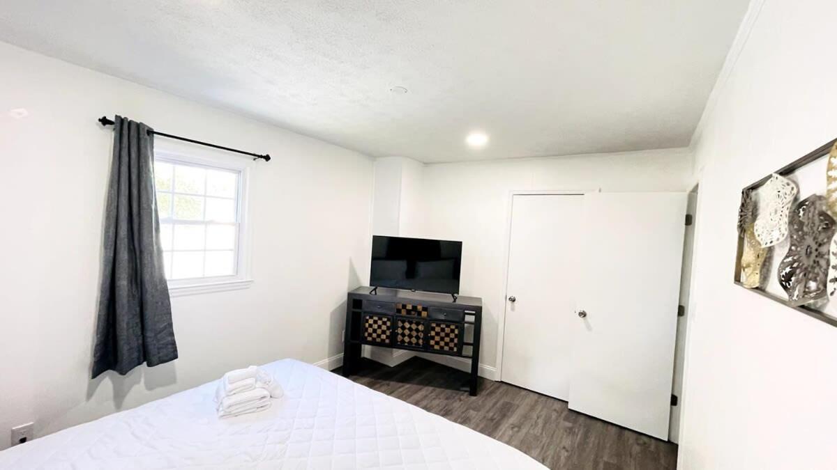 Close To The #2 Great 2 Bedrooms Apartment Myrtle Beach