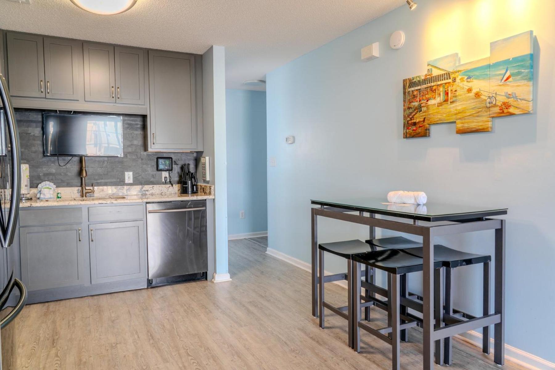 Apartment Sea Pond Unit 3 *